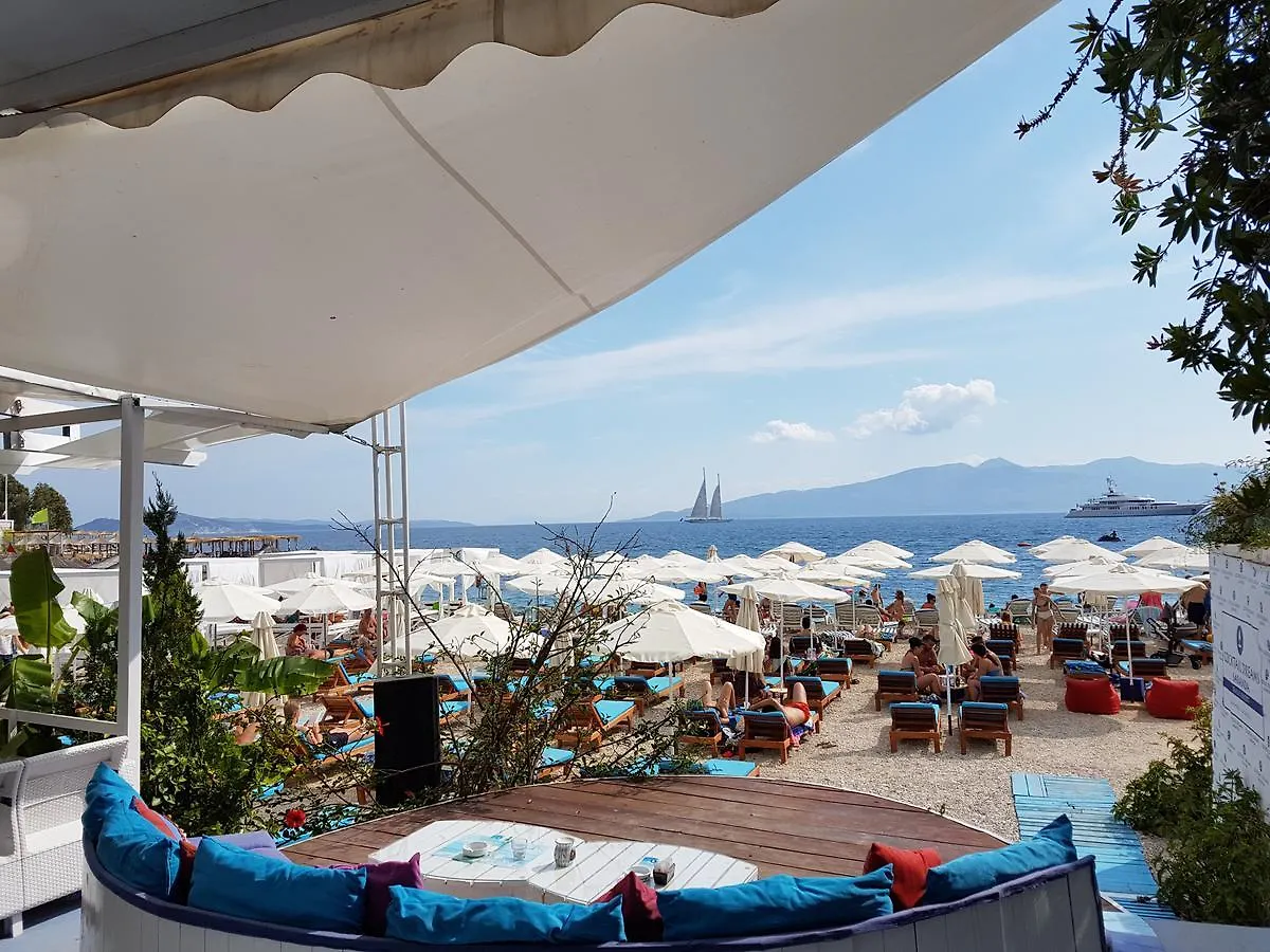 Dream Hotel Saranda 4*, Sarandë