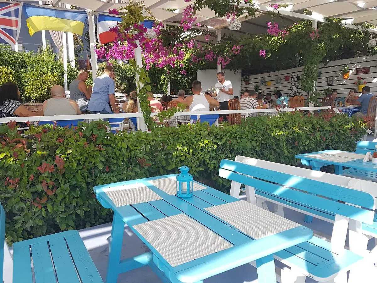 Dream Hotel Saranda 4*, Sarandë