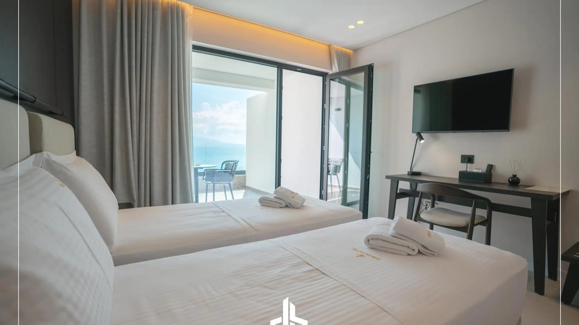 Dream Hotel Saranda 4*, Sarande